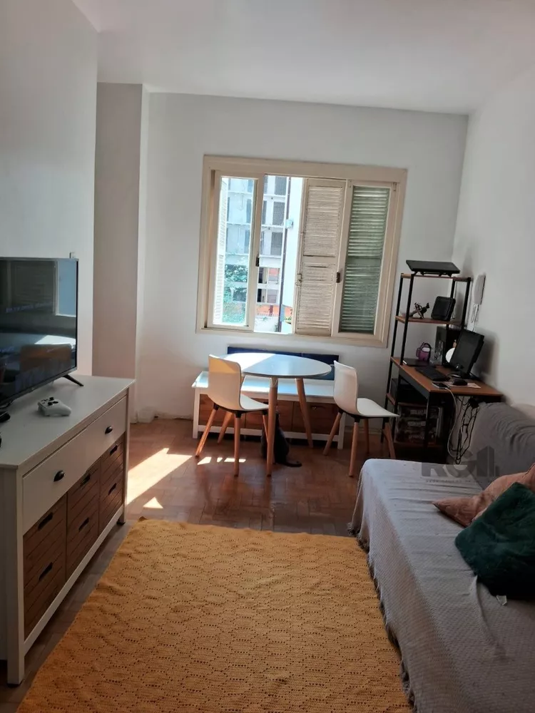 Apartamento à venda com 2 quartos, 65m² - Foto 1