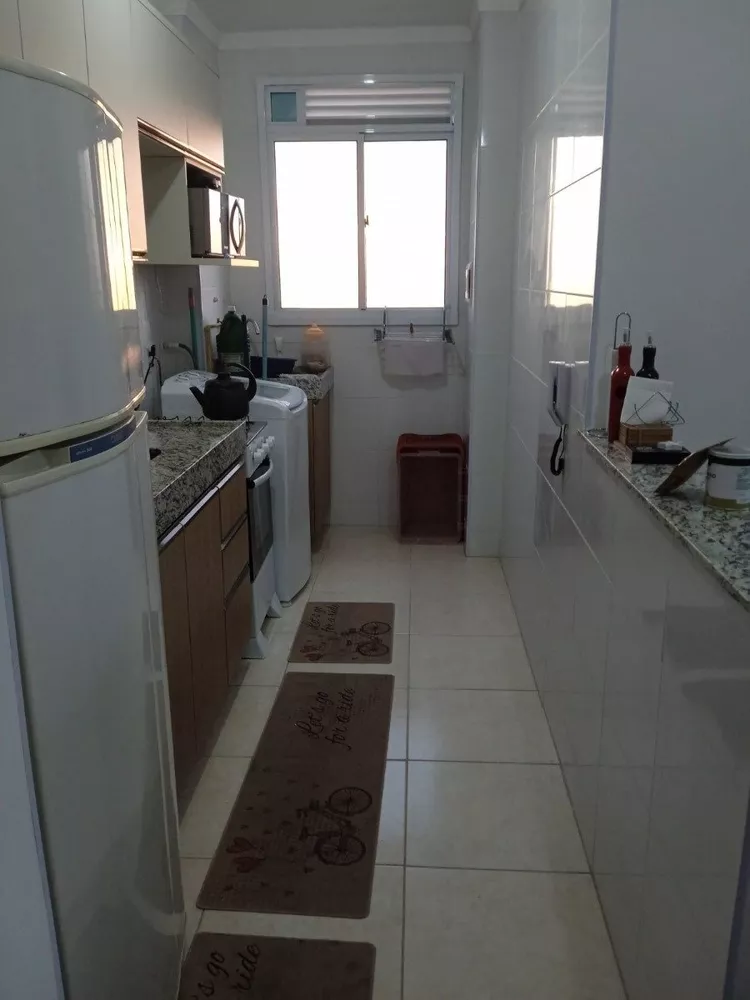 Apartamento à venda com 2 quartos, 46m² - Foto 3