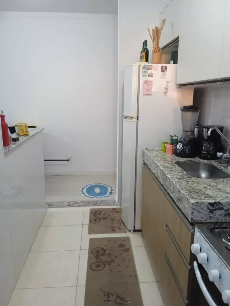 Apartamento à venda com 2 quartos, 46m² - Foto 4