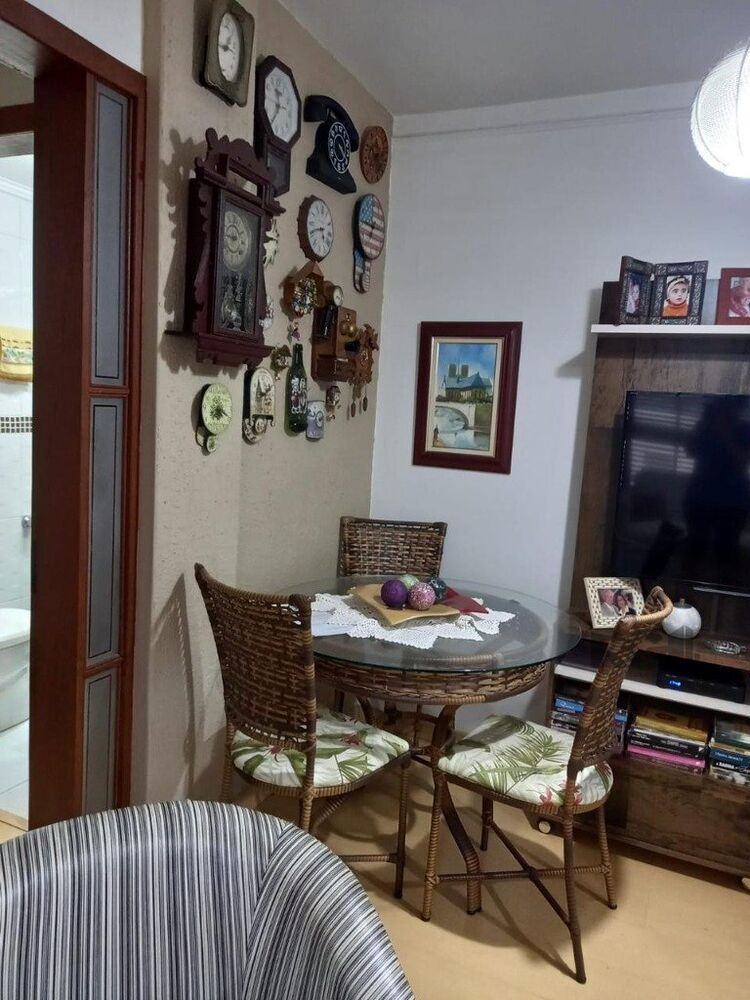 Apartamento à venda com 3 quartos, 70m² - Foto 2