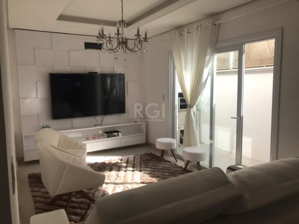 Casa à venda com 3 quartos, 159m² - Foto 1