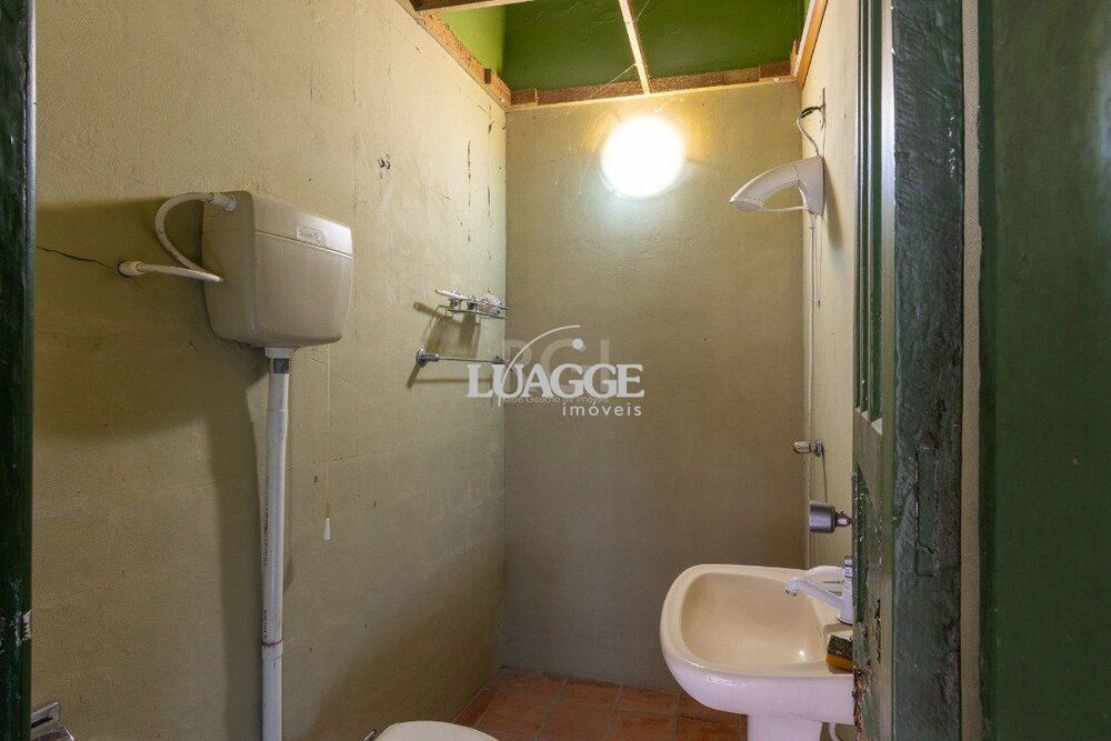 Casa à venda com 3 quartos, 245m² - Foto 3