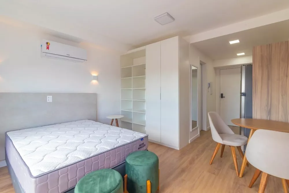 Apartamento à venda com 1 quarto, 28m² - Foto 1