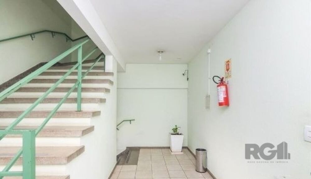 Apartamento à venda com 3 quartos, 65m² - Foto 3