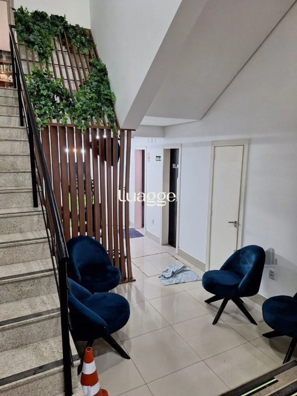 Casa, 3 quartos, 241 m² - Foto 2