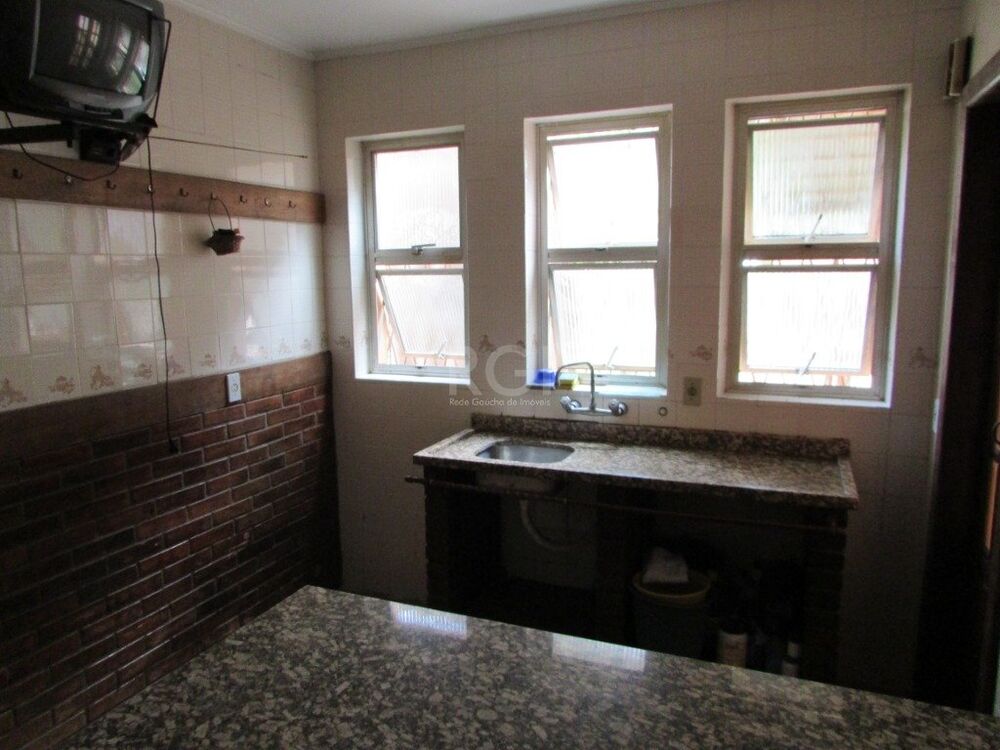 Casa de Condomínio à venda com 3 quartos, 199m² - Foto 3
