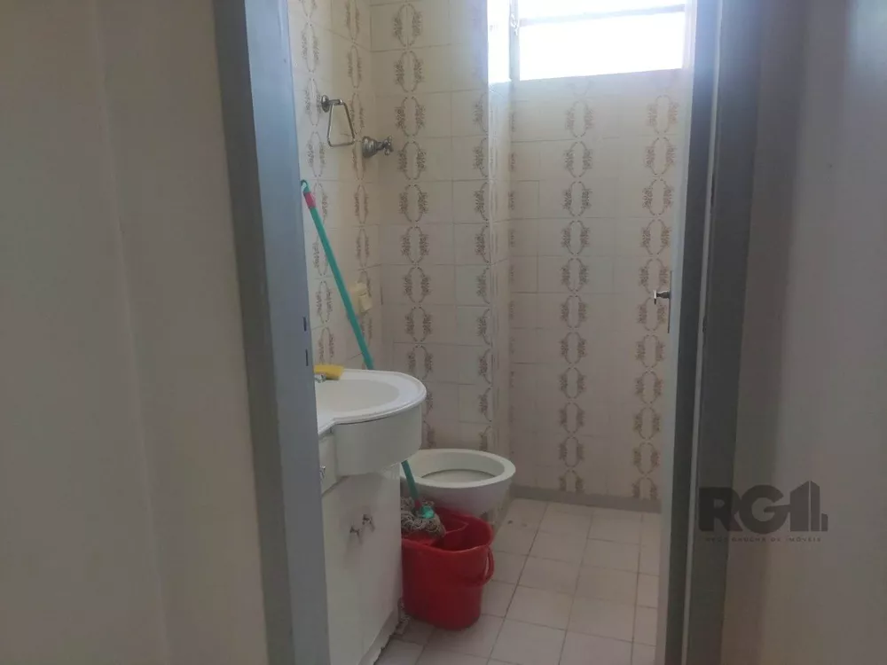 Apartamento à venda com 3 quartos, 137m² - Foto 3