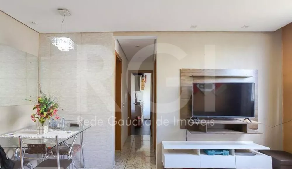 Apartamento à venda com 2 quartos, 70m² - Foto 2