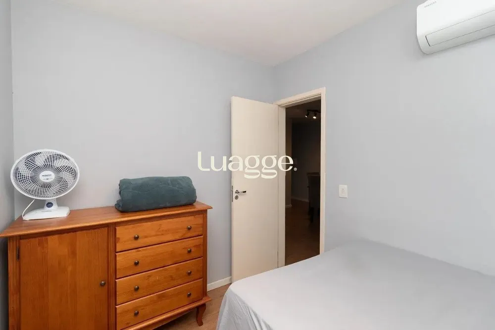 Apartamento, 3 quartos, 130 m² - Foto 2