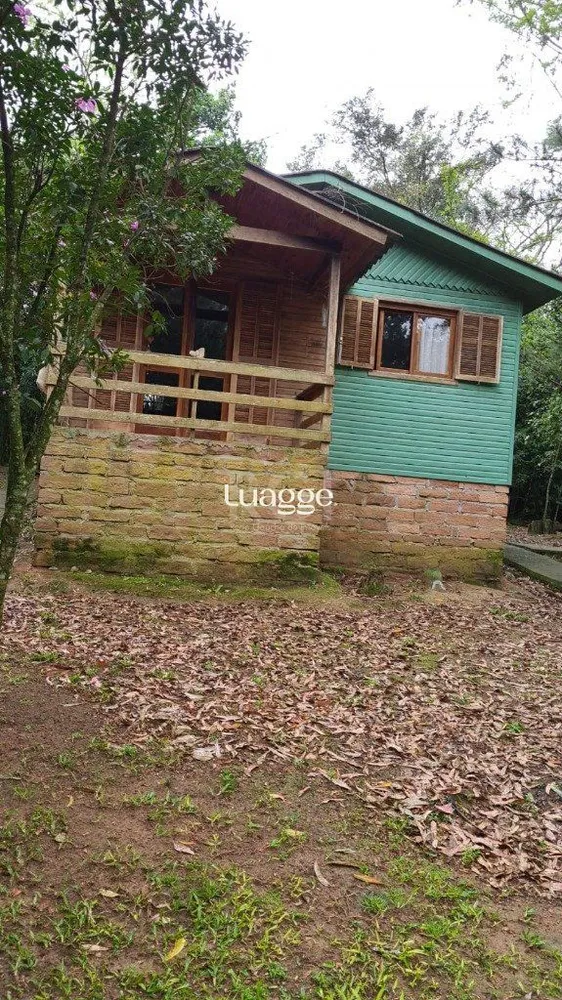 Sítio, 3 quartos, 481 m² - Foto 1