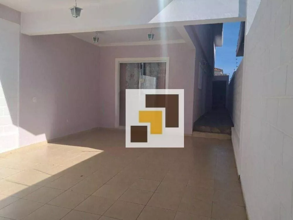 Sobrado à venda com 3 quartos, 129M2 - Foto 2