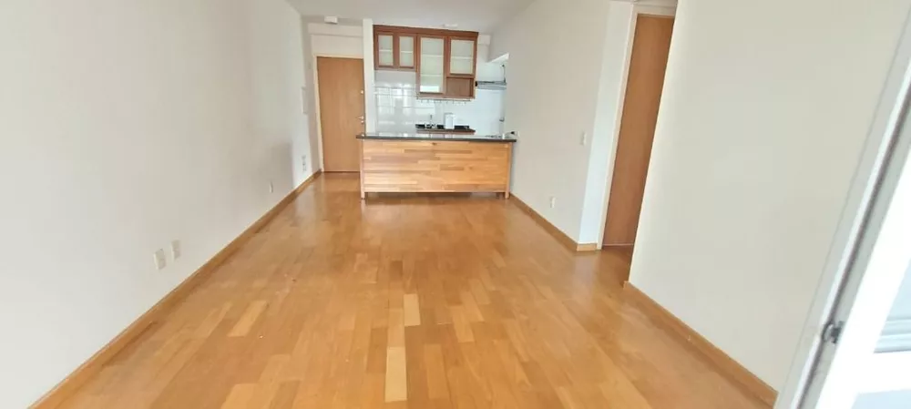 Apartamento à venda com 2 quartos, 62m² - Foto 1