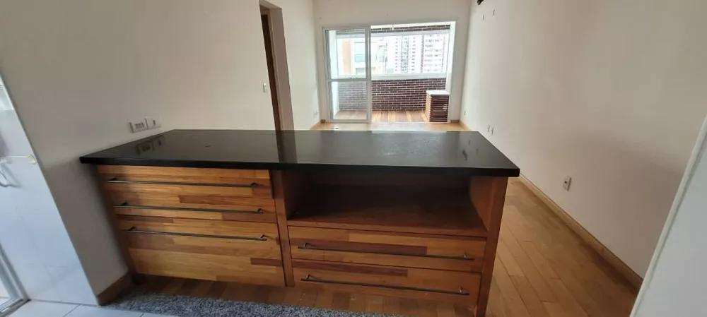 Apartamento à venda com 2 quartos, 62m² - Foto 4