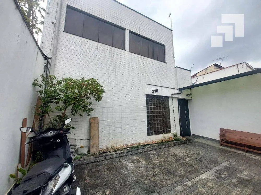 Depósito-Galpão, 197 m² - Foto 1