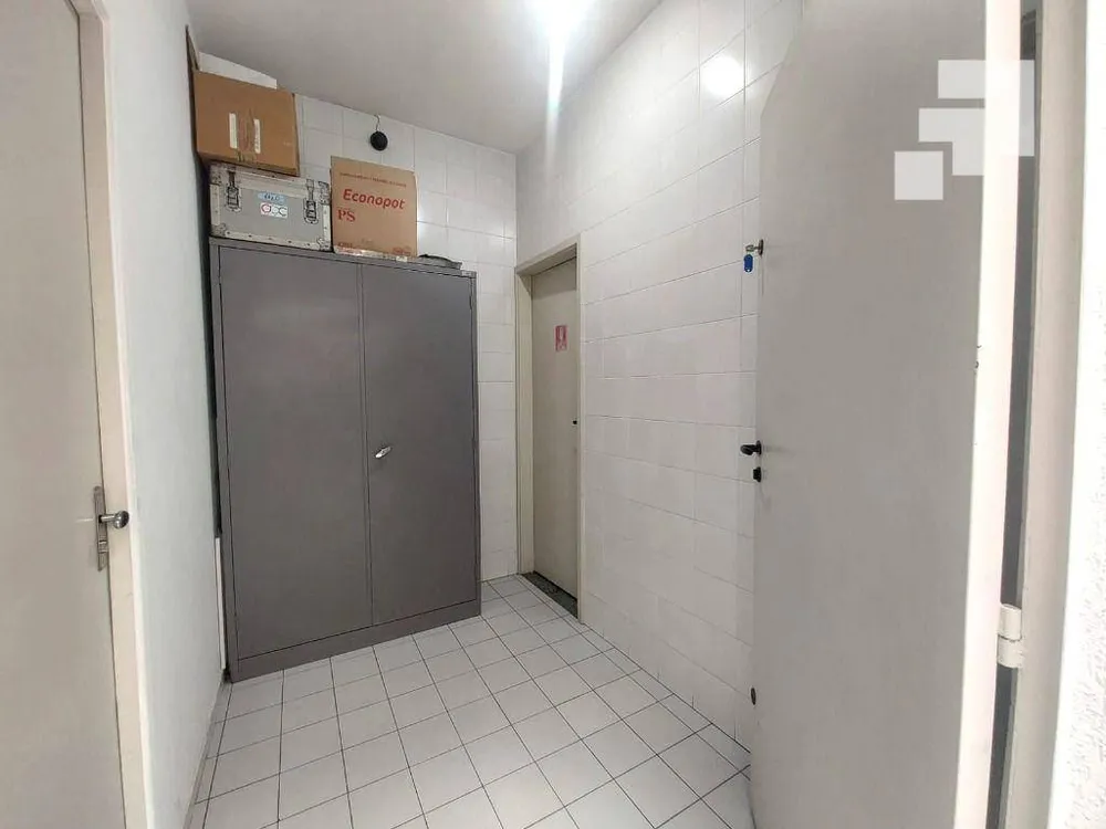 Depósito-Galpão, 197 m² - Foto 16