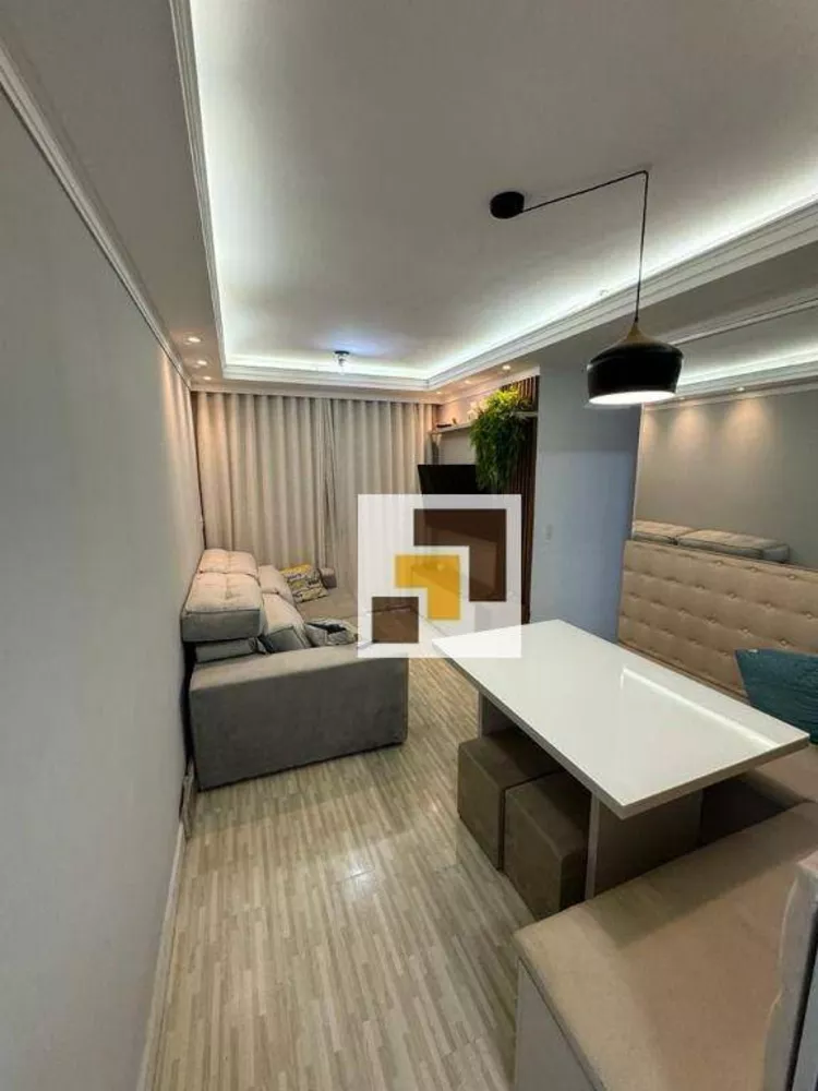 Apartamento à venda com 3 quartos, 62m² - Foto 3