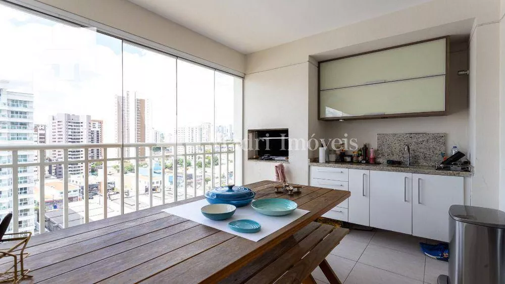 Apartamento à venda com 3 quartos, 125m² - Foto 2