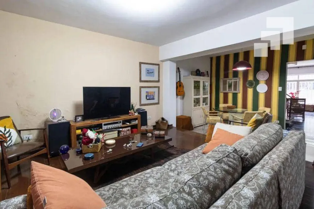 Sobrado, 3 quartos, 330 m² - Foto 2