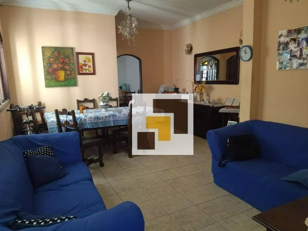 Sobrado à venda com 3 quartos, 270m² - Foto 1