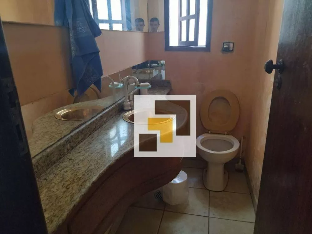 Sobrado à venda com 3 quartos, 270m² - Foto 3