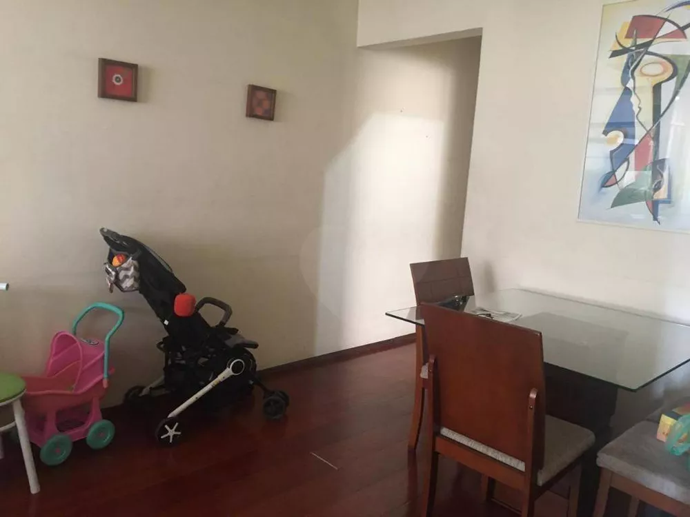 Apartamento à venda com 2 quartos, 64m² - Foto 2