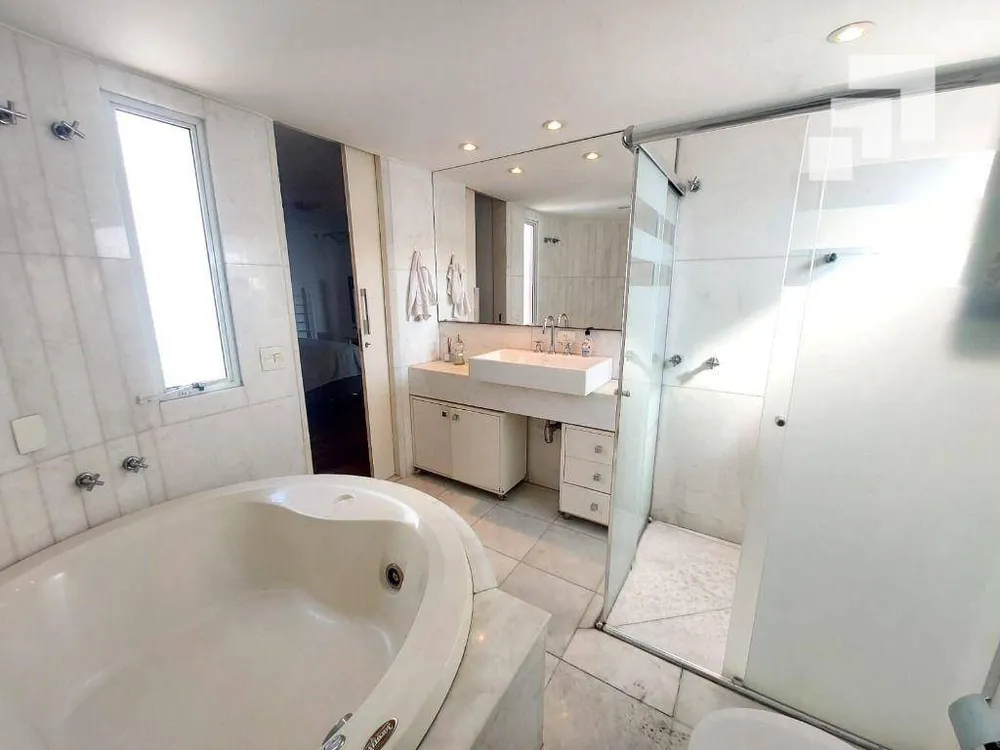 Apartamento, 3 quartos, 260 m² - Foto 5