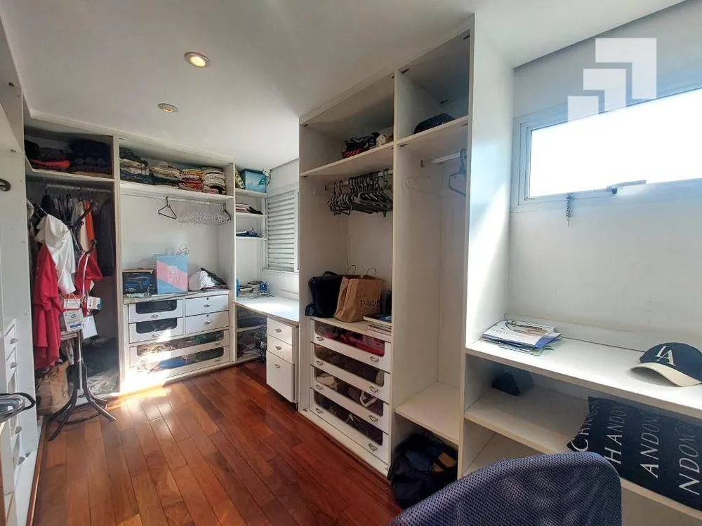 Apartamento, 3 quartos, 260 m² - Foto 4