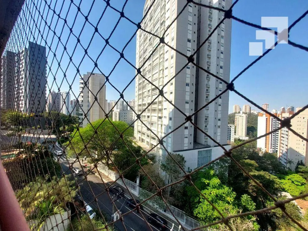 Apartamento, 3 quartos, 260 m² - Foto 2