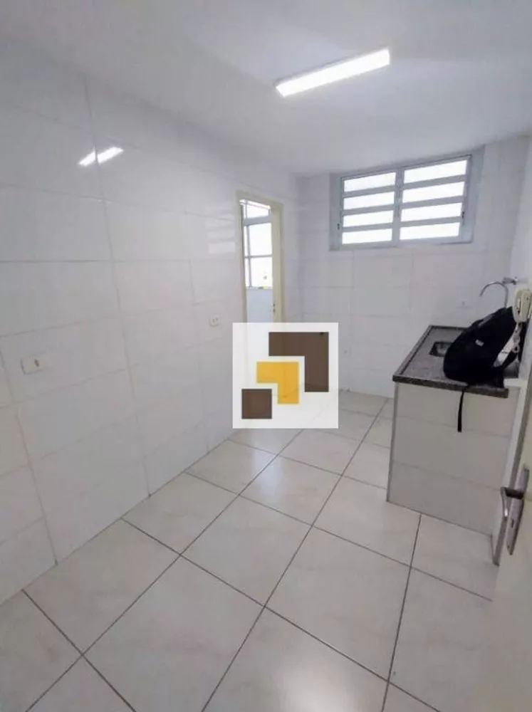 Apartamento à venda com 2 quartos, 70m² - Foto 3