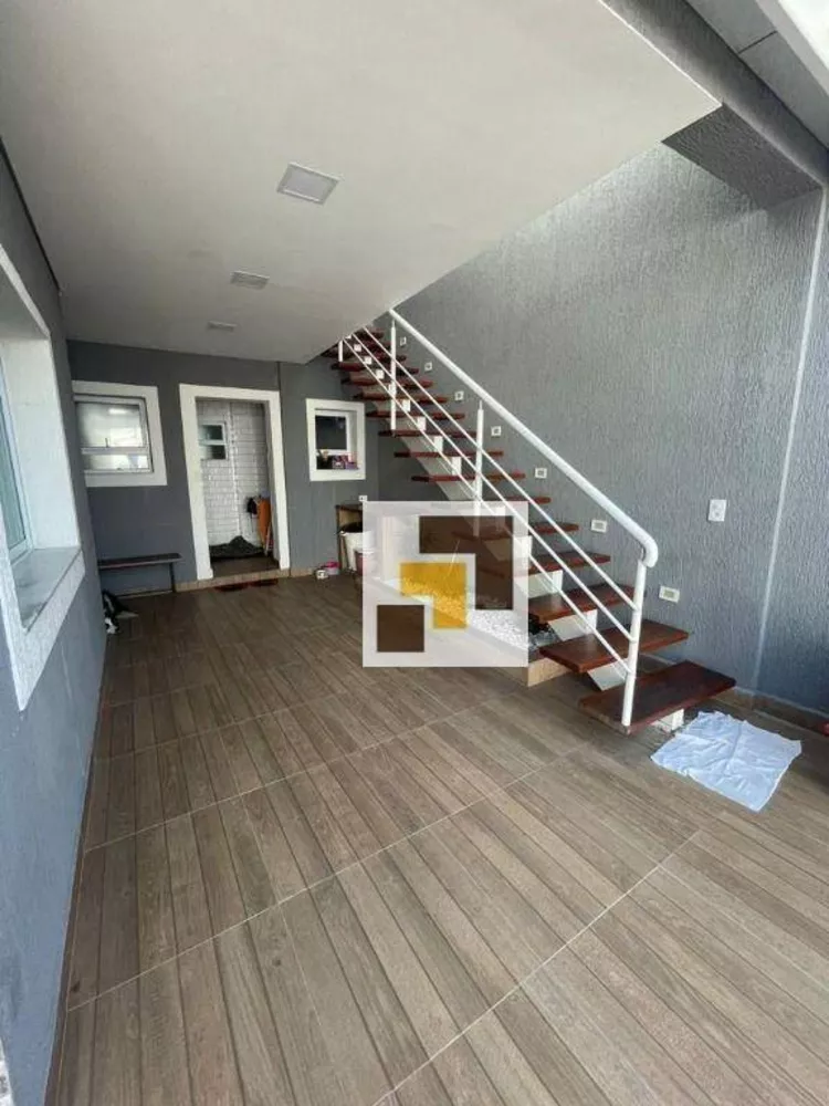 Sobrado à venda com 2 quartos, 145m² - Foto 4