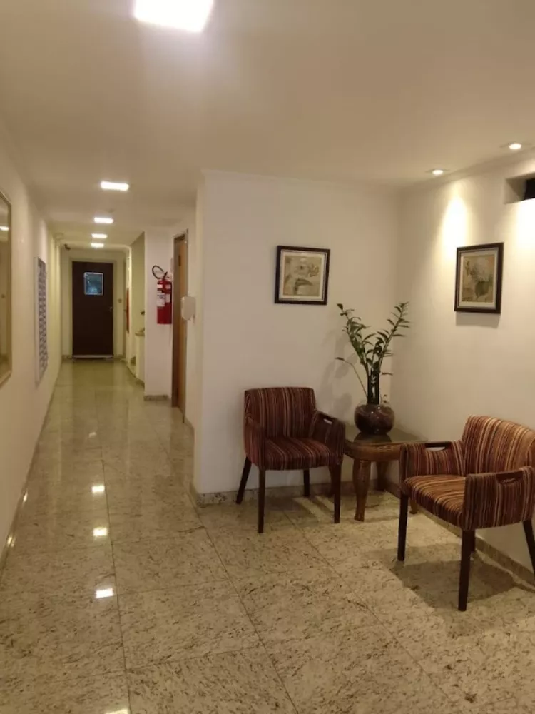 Apartamento à venda com 3 quartos, 110m² - Foto 1