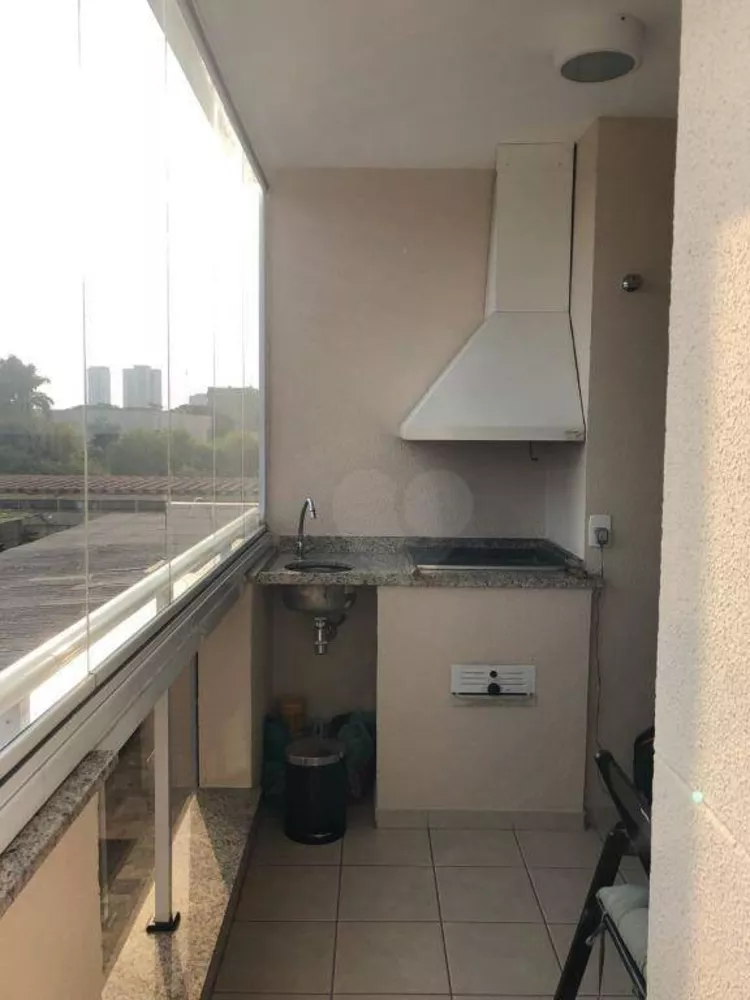 Apartamento à venda com 2 quartos, 68m² - Foto 2