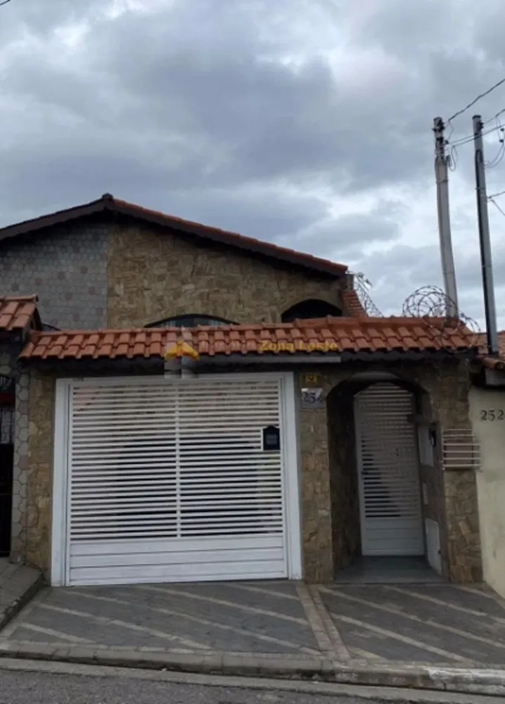 Casa, 3 quartos, 240 m² - Foto 1