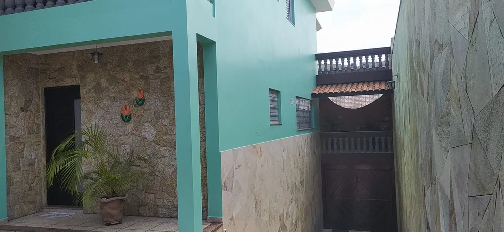 Sobrado, 3 quartos, 253 m² - Foto 4