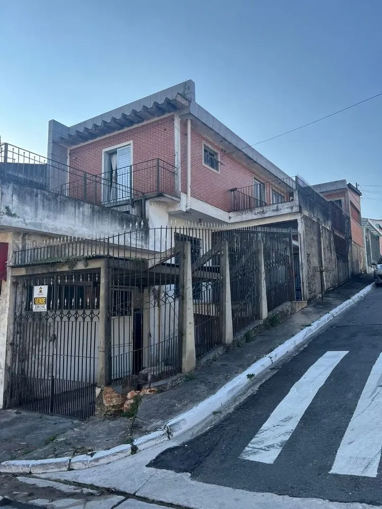Sobrado, 3 quartos, 240 m² - Foto 1