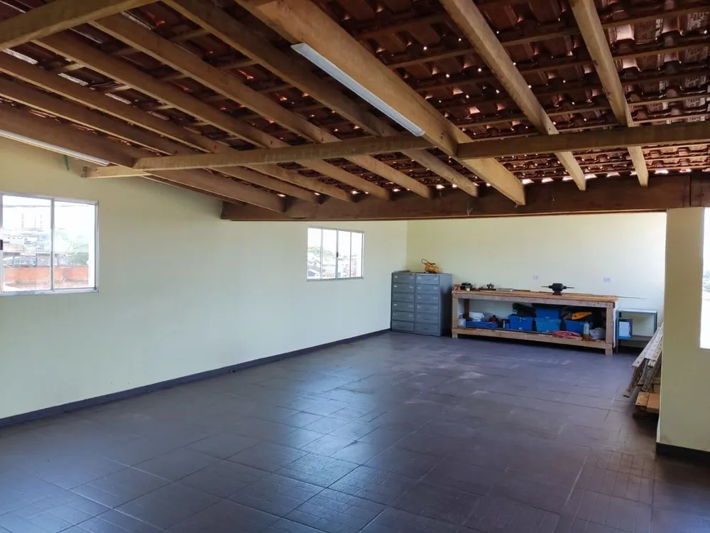 Casa, 3 quartos, 220 m² - Foto 2