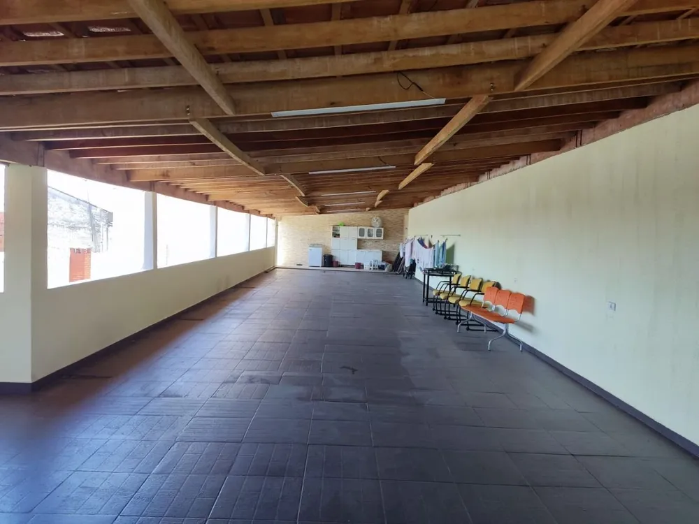 Casa, 3 quartos, 220 m² - Foto 3