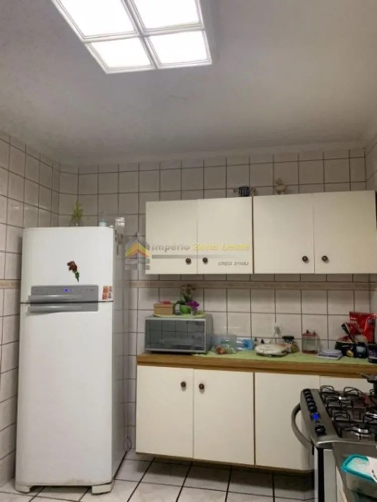 Sobrado, 3 quartos, 228 m² - Foto 3