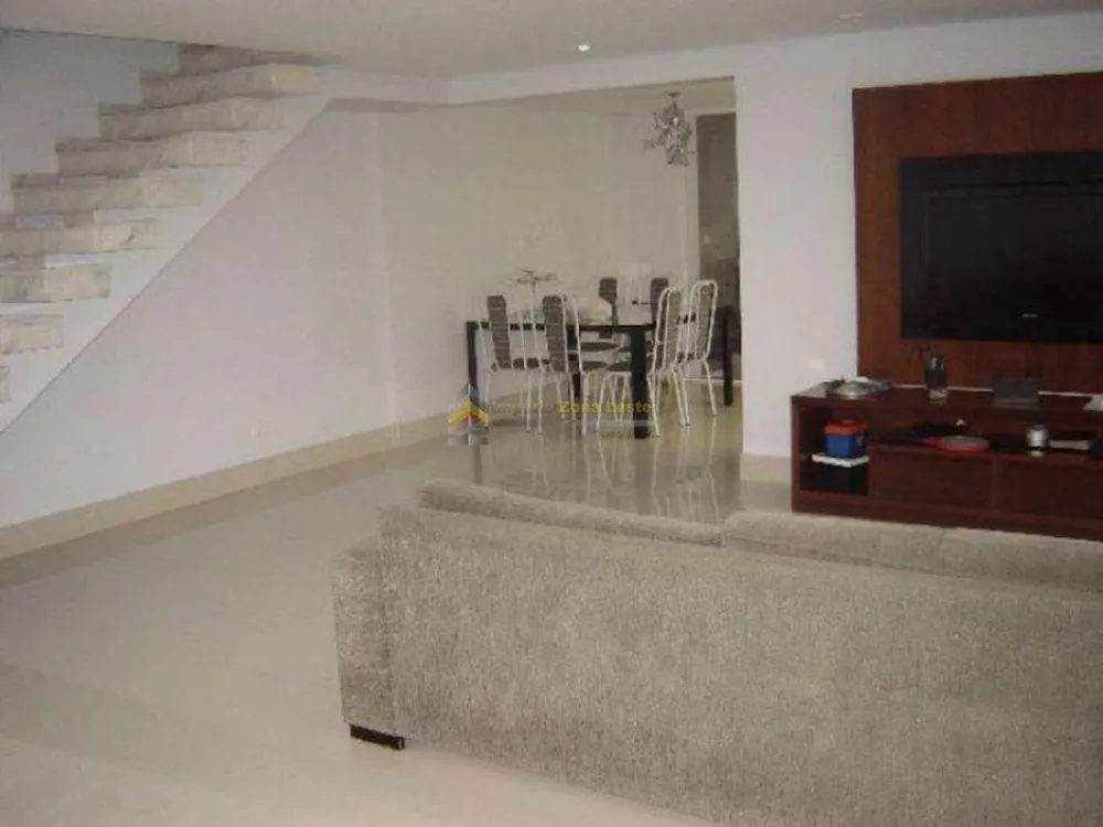 Sobrado, 3 quartos, 270 m² - Foto 4