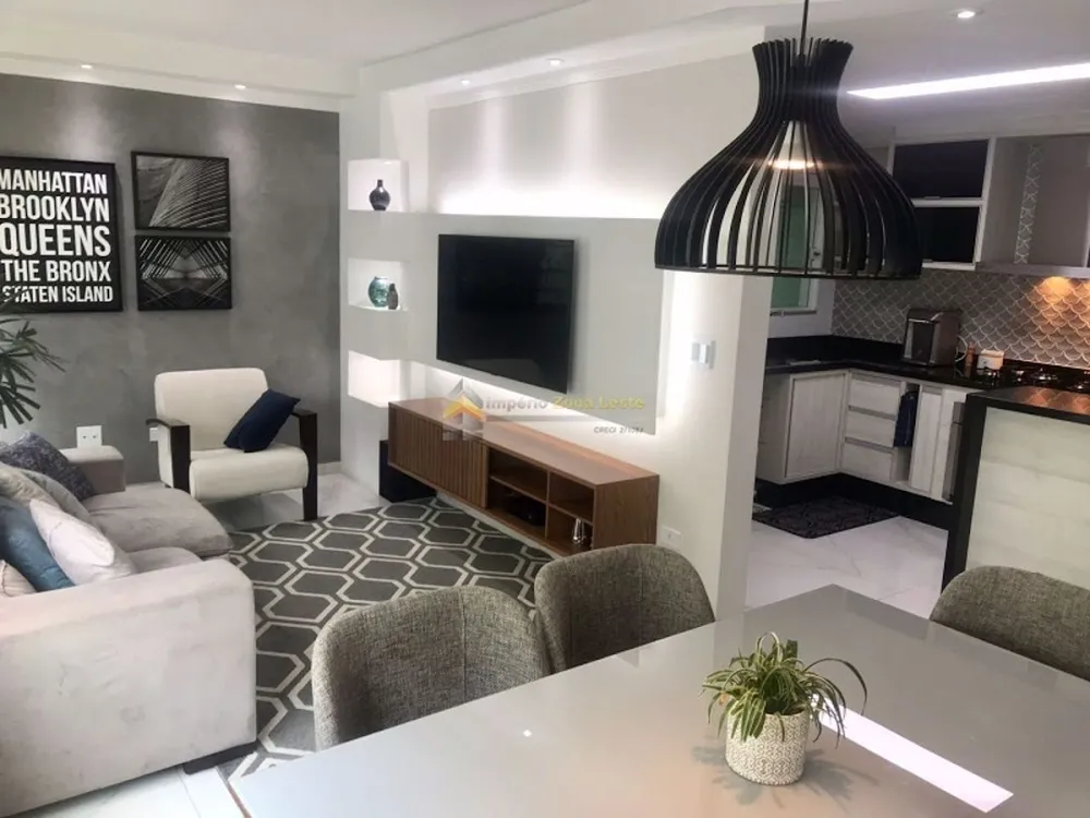 Casa, 4 quartos, 176 m² - Foto 2