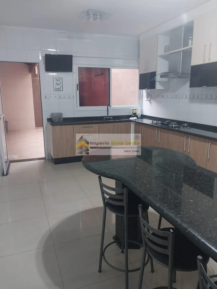 Sobrado, 4 quartos, 225 m² - Foto 2