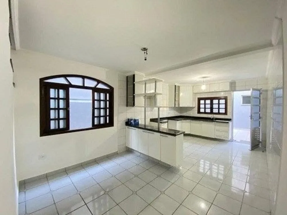 Sobrado, 3 quartos, 176 m² - Foto 3
