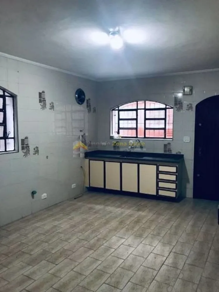 Sobrado, 3 quartos, 230 m² - Foto 3