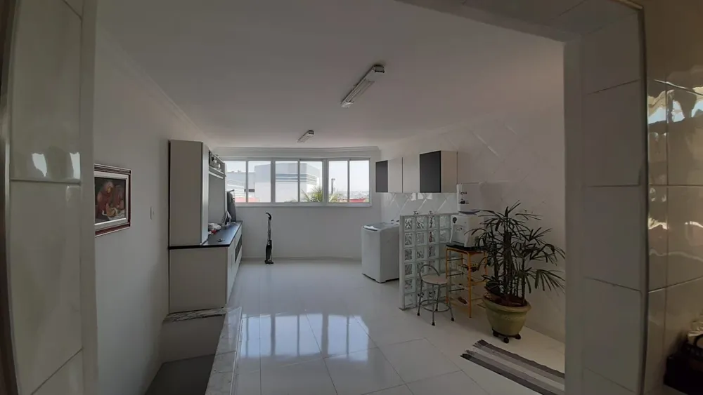 Sobrado, 3 quartos, 220 m² - Foto 3