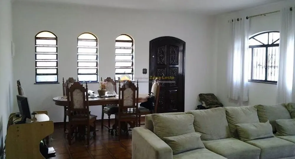 Casa, 3 quartos, 240 m² - Foto 1