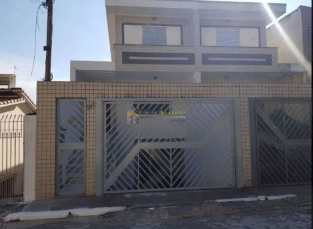 Sobrado, 3 quartos, 200 m² - Foto 1