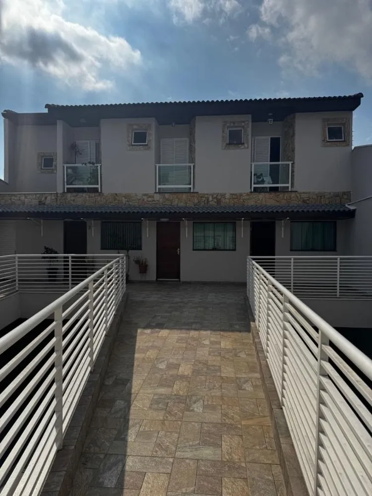 Sobrado, 3 quartos, 190 m² - Foto 1