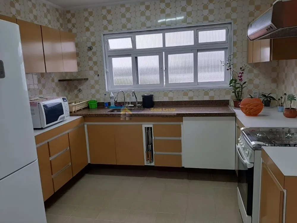 Sobrado, 3 quartos, 184 m² - Foto 2
