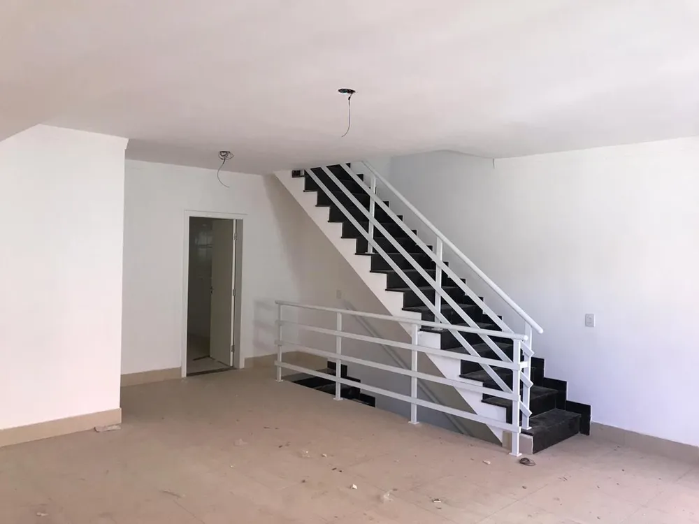 Sobrado, 3 quartos, 200 m² - Foto 2