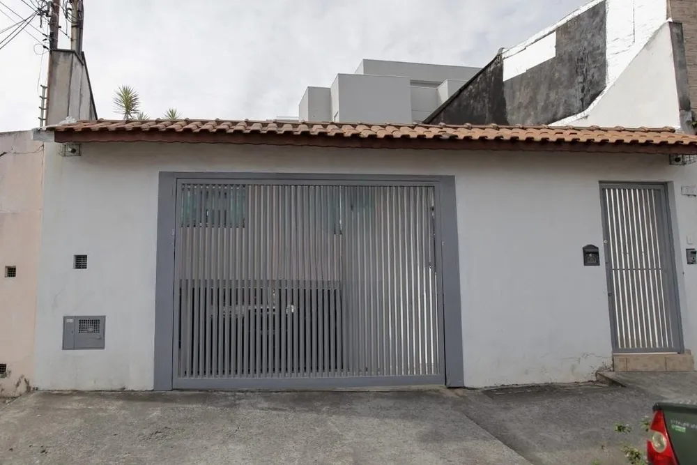 Sobrado, 3 quartos, 200 m² - Foto 1